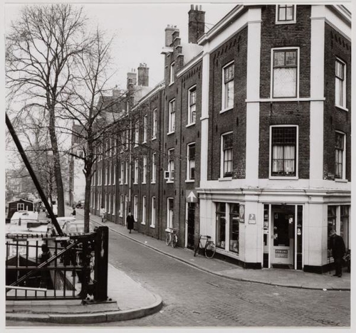 Lijnbaansgracht 27 Foto: Beeldbank Stadsarchief, 24 april 1967 