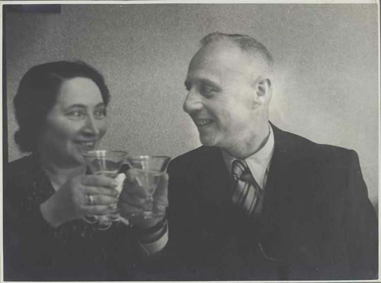 Foto van het echtpaar Mozes Leefsma (secretaris Ner Mitswa) en Marianne Leefsma - Snijders   