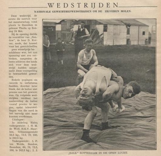 Foto van worstelaars bij een artikel over nationale wedstrijden gewichtheffen, bron: Krachtsport; orgaan Ned. Krachtsportbond, jrg 17, 1936.  